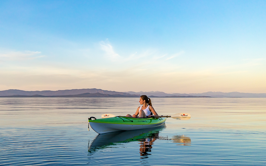 7 Summertime Water Sports to Get in Shape & Cool Off - Kayaking